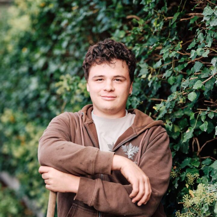 Portrait von Grischa Durscher, Landschaftsgärtner bei AvantGarten